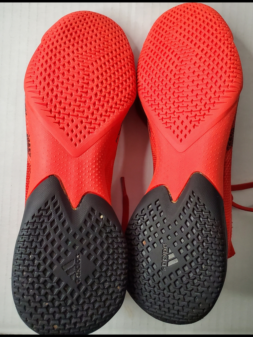 adidas Predator Red Sneakers With Black Accents Mens 7 - Picture 8 of 8